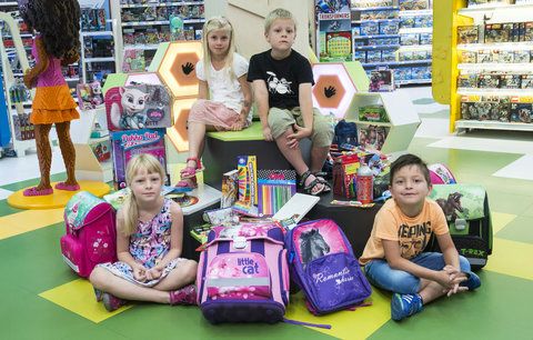 Blesk vzal děti na nákup školních potřeb: Co si prvňák vybere za 10 minut?