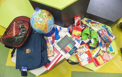 Pandemie snížila poptávku po školních potřebách. Stoupl ale zájem o notebooky a webkamer,