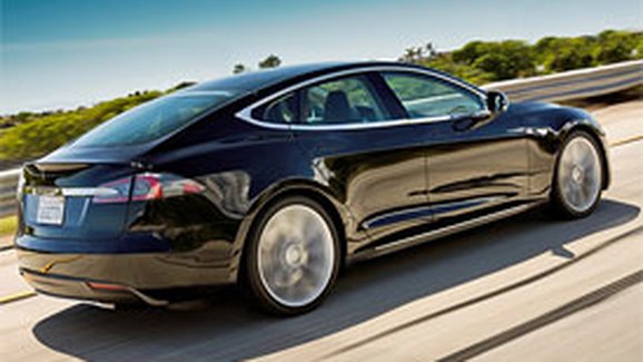 Tesla Model S: Ceny a definitivní specifikace nového elektro-sedanu