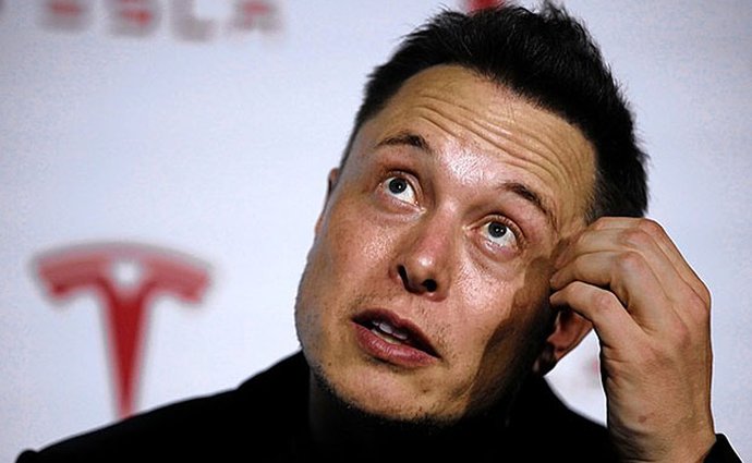 Musk prý plánoval prodej automobilky Tesla do rukou firmy Google