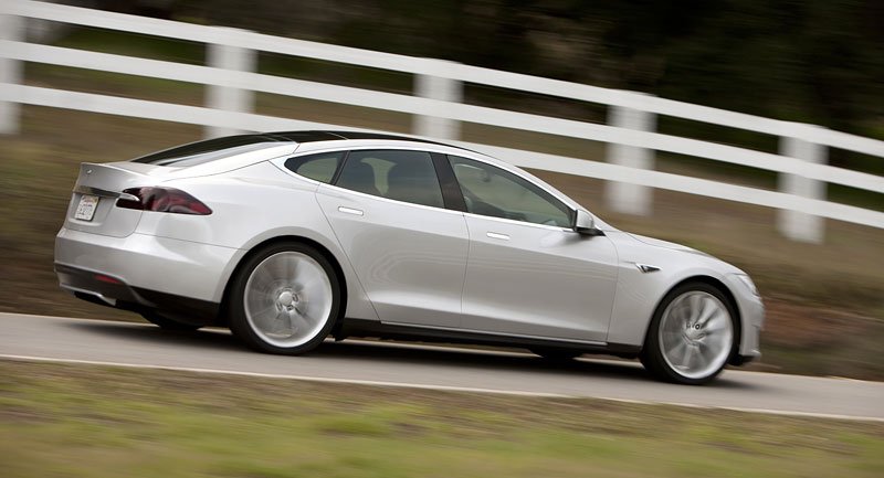 Tesla S