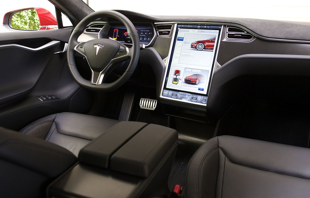 Tesla S