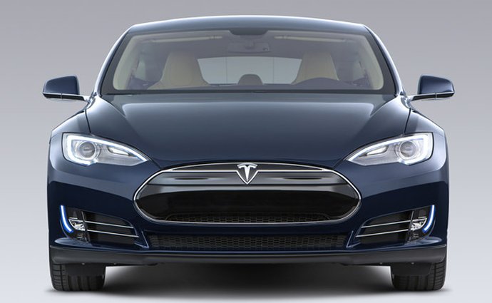 Tesla Model 3: Elektrický sedan střední třídy se ukáže v březnu 2016