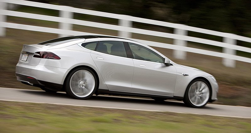 Tesla S