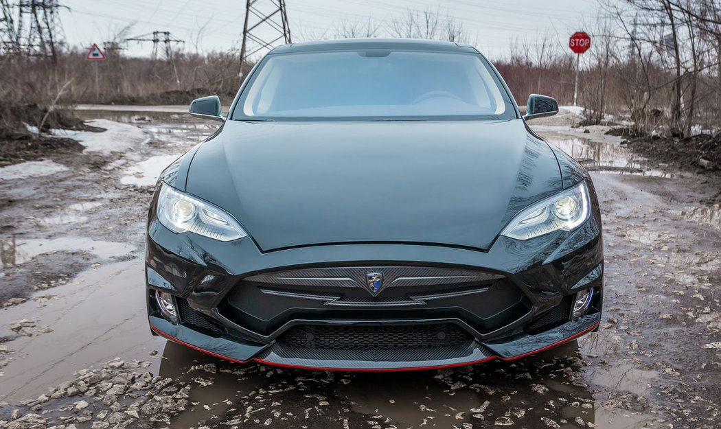 Tesla S