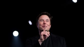 Elon Musk podporuje Trumpova vyzyvatele, který Američanům slibuje nepodmíněný příjem