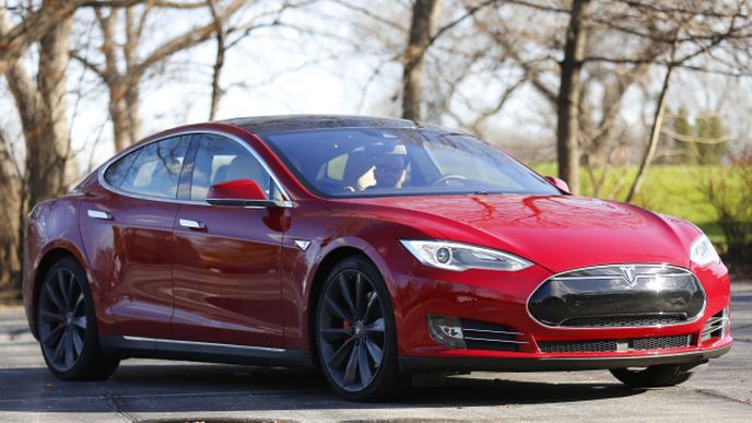 Kalifornská společnost Tesla je průkopníkem v oblasti výroby elektromobilů.