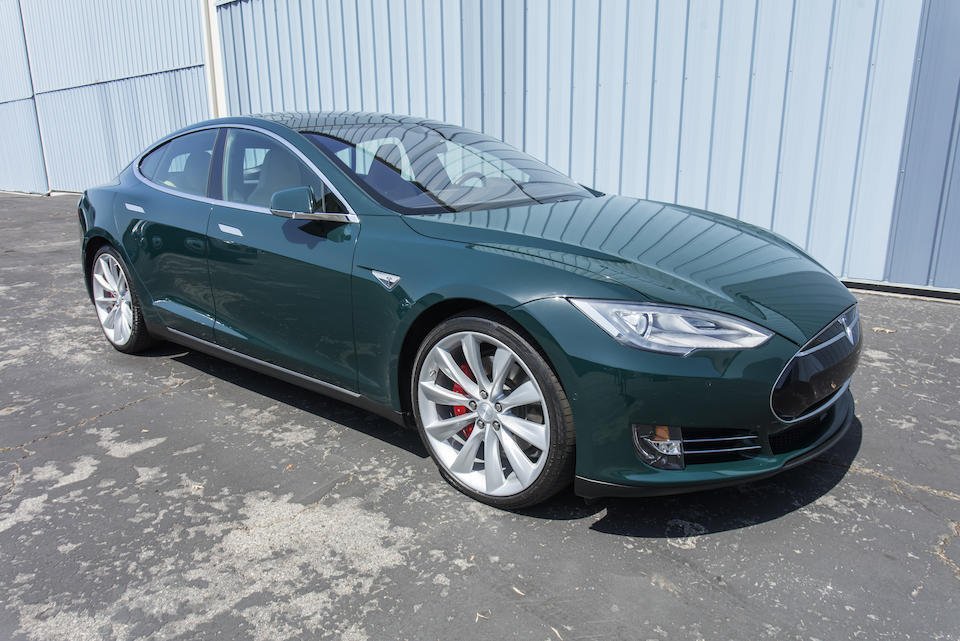 Tesla model S P85D