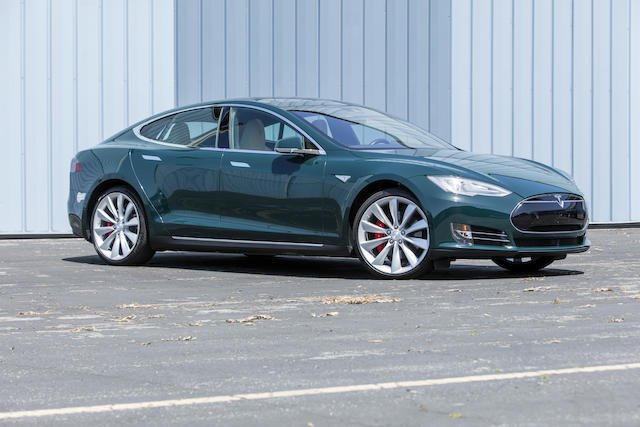 Tesla model S P85D