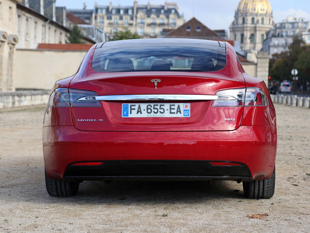 Tesla Model S 75D