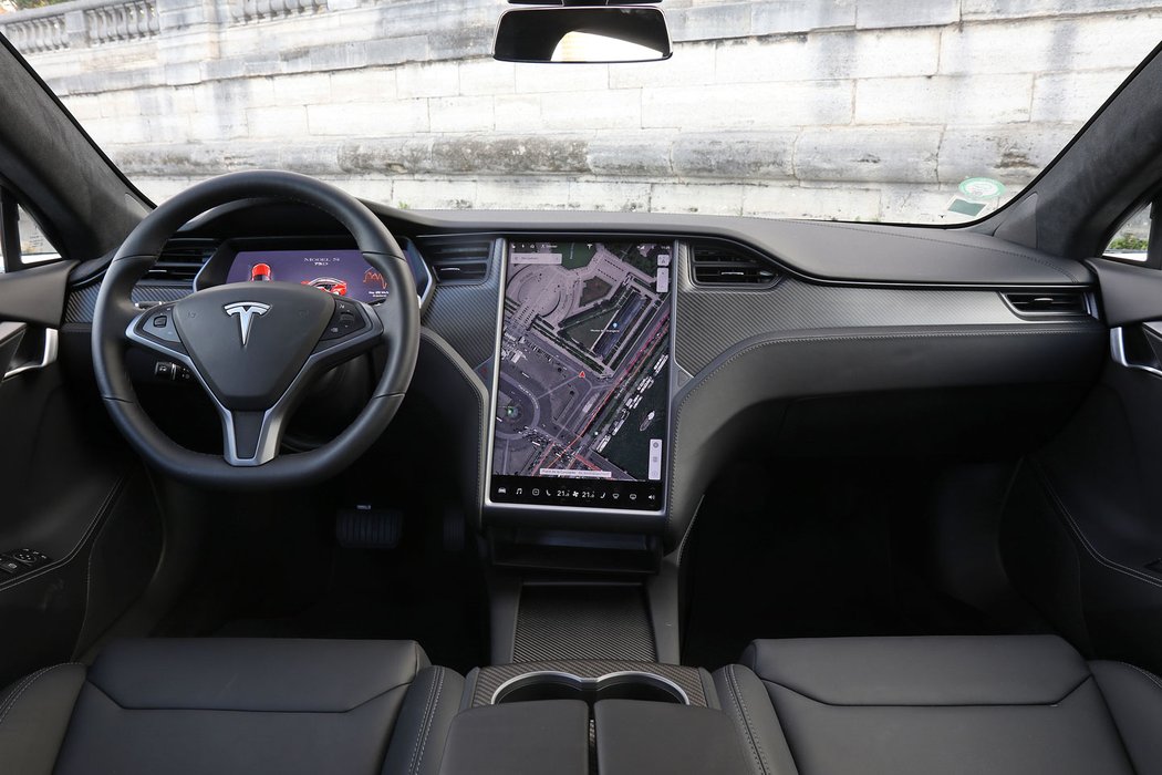 Tesla Model S 75D