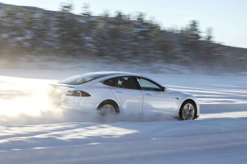 Tesla model S