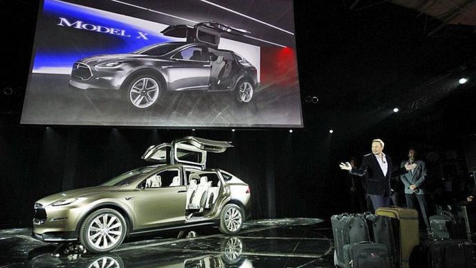 Tesla Model X při představení v srpnu 2012