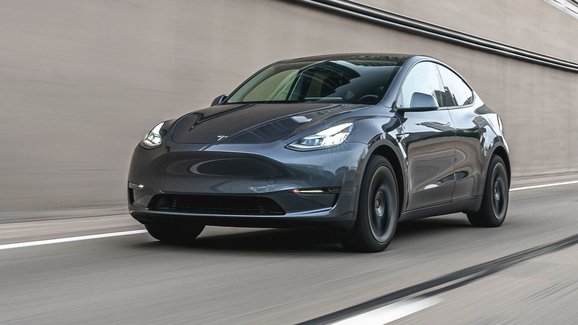 Tesla Model Y se nečekaně stal nejprodávanějším autem v Evropě za listopad
