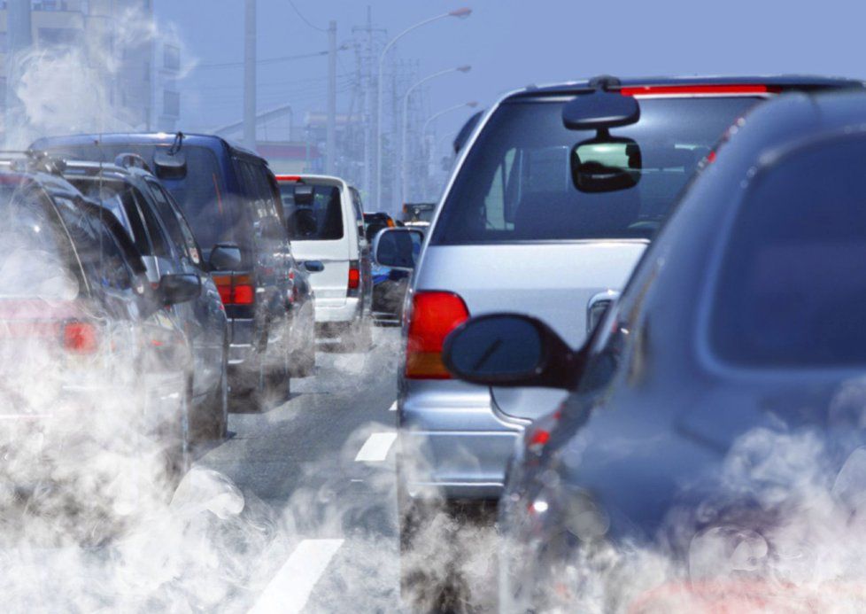 Téměř všechna dieselová auta překračují emise, které by měla vydávat