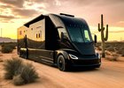 Obytné přívěsy frčí! Bude se něčím podobným pyšnit také Tesla Semi?