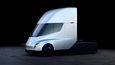 Prototyp elektrického tahače Tesla Semi. Na jedno nabití prý dokáže ujet až 800 km při maximálním zatížení a dálniční rychlosti. Z nuly zvýší rychlost na 96 kilometrů za hodinu bez nákladu za pět sekund a s nákladem za 20 sekund.