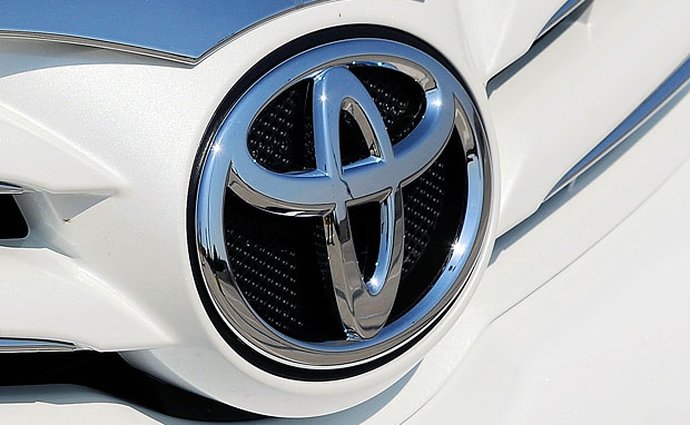 Toyota prodala svůj zbývající podíl v americkém podniku Tesla