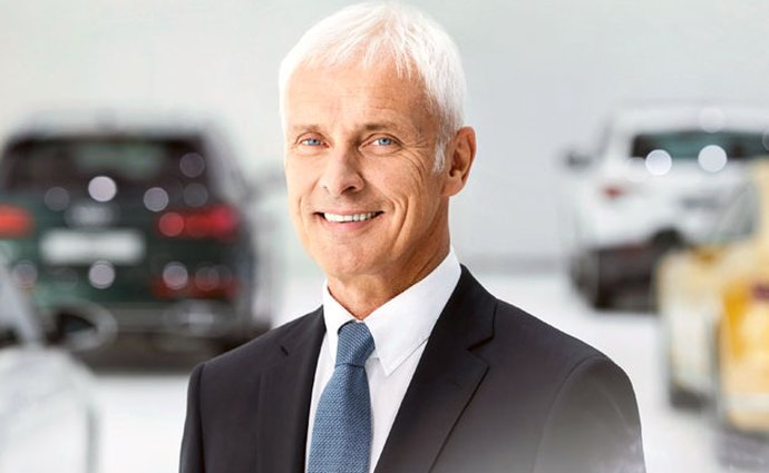 Šéf VW se pustil do Tesly: Jsou to mistři! Ale jen velkých oznámení