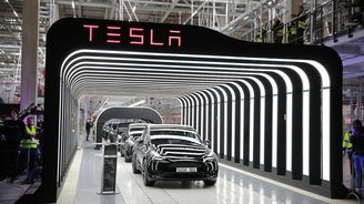 Tesla otevřela u Berlína svou první továrnu v Evropě
