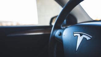 Autopilot byl vadný, rozhodl soud v Německu. Tesla musí vrátit peníze klientovi