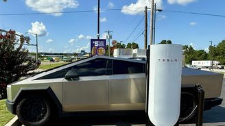 Řidič najel tisíce kilometrů bez dotyku volantu Řidič najel tisíce kilometrů bez dotyku volantu