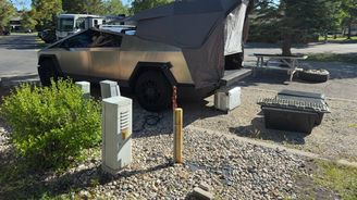 Řidič najel tisíce kilometrů bez dotyku volantu Řidič najel tisíce kilometrů bez dotyku volantu