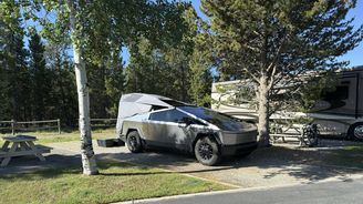 Řidič najel tisíce kilometrů bez dotyku volantu Řidič najel tisíce kilometrů bez dotyku volantu