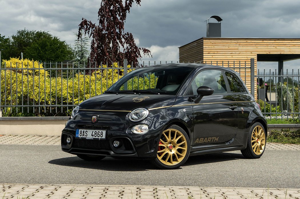 Abarth 595 Scorpioneoro