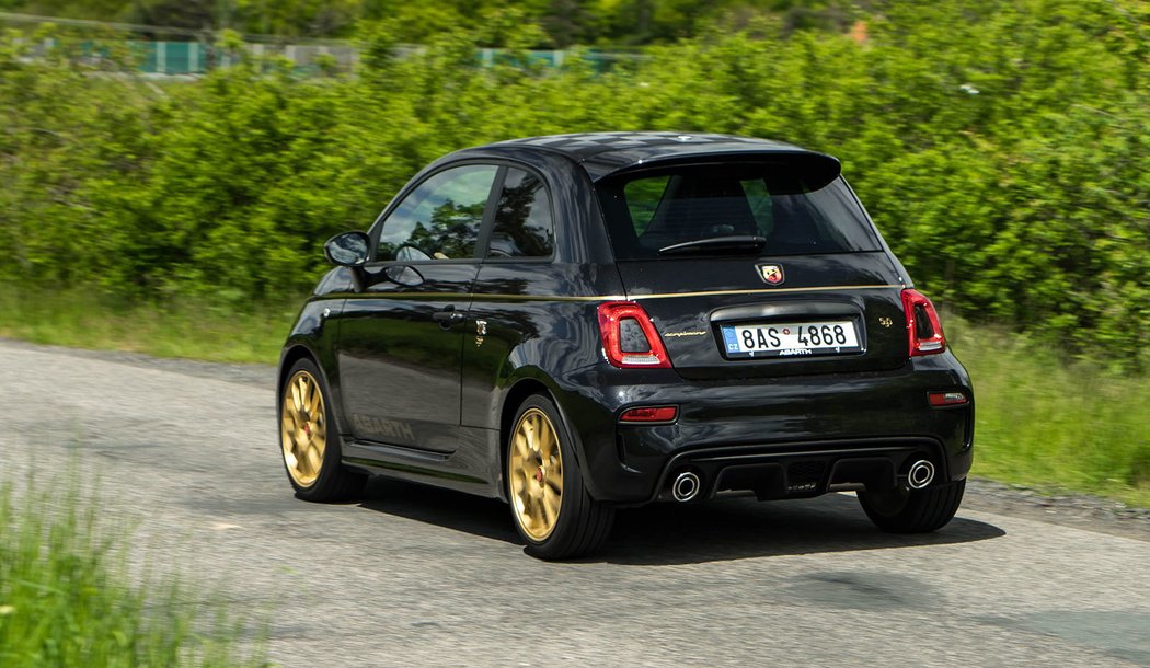 Abarth 595 Scorpioneoro