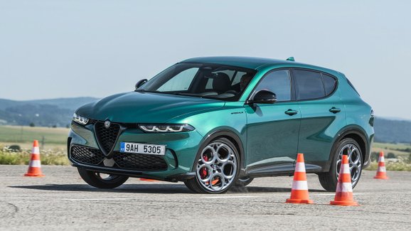 TEST Alfa Romeo Tonale 1.5 e-Hybrid – Že jste si ale dali na čas! 