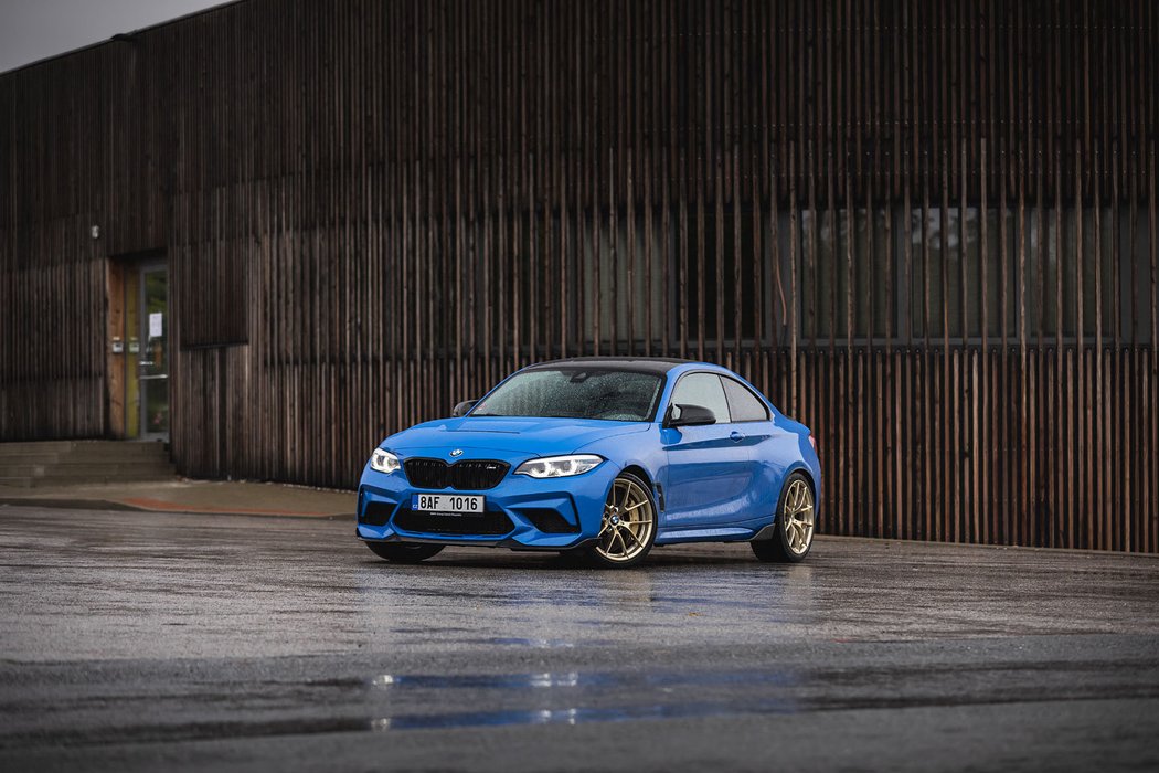 BMW M2 CS