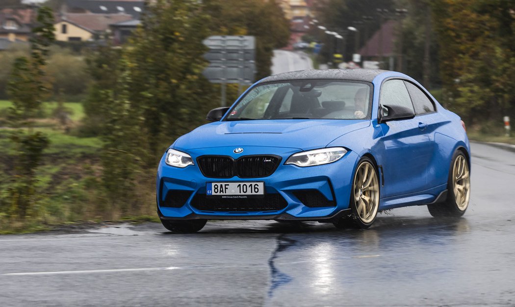 BMW M2 CS