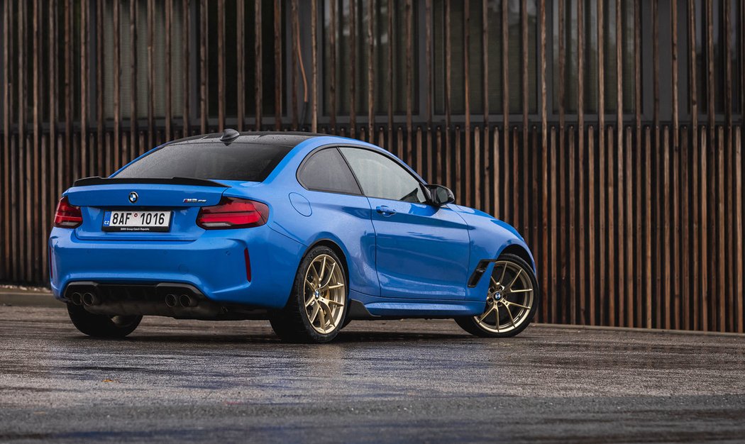 BMW M2 CS