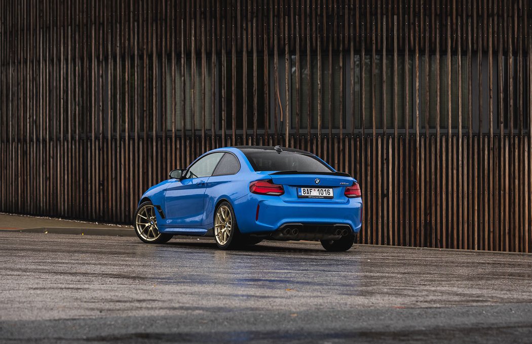 BMW M2 CS