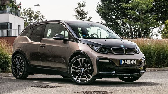 BMW chystá devět elektromobilů do roku 2025. Včetně zcela odlišné i3