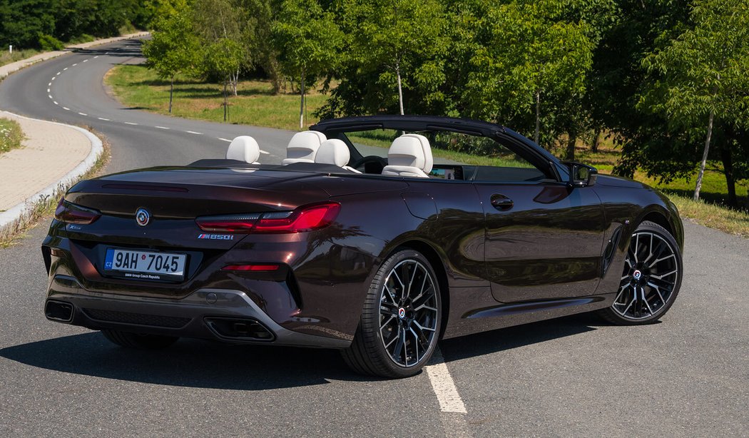 BMW M850i xDrive Cabrio