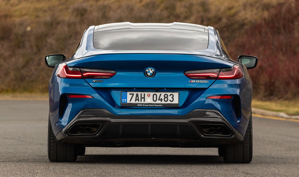 BMW M850i