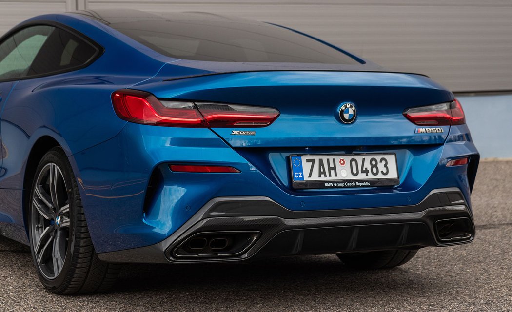 BMW M850i