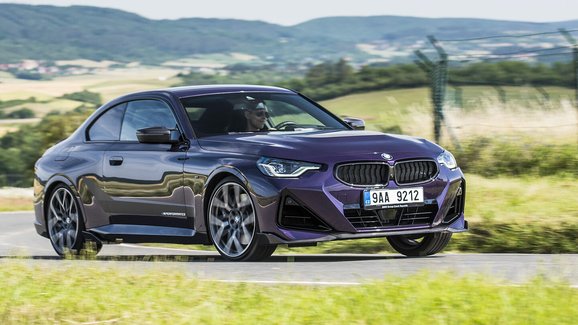 TEST BMW M240i xDrive Coupé – Chcete čekat na M2?