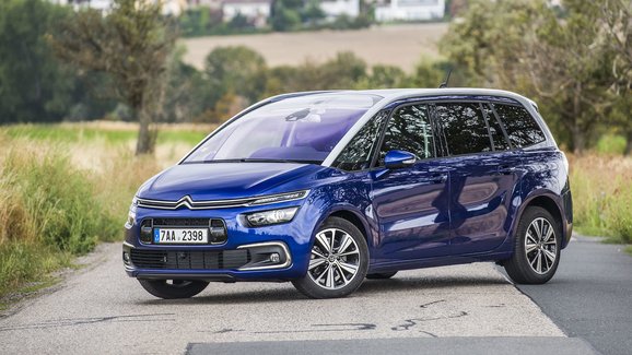 TEST Citroën Grand C4 SpaceTourer 2.0 BlueHDi EAT 8 – Proč je nikdo nemá rád?