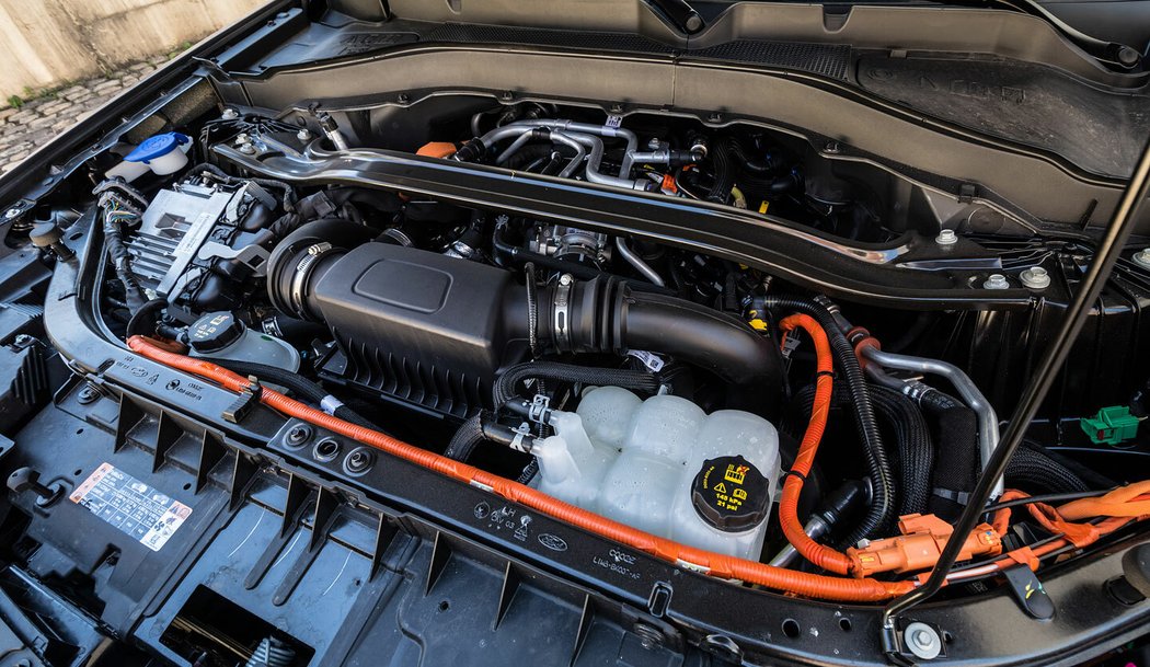 Ford Explorer 3.0 V6 EcoBoost Hybrid Platinum