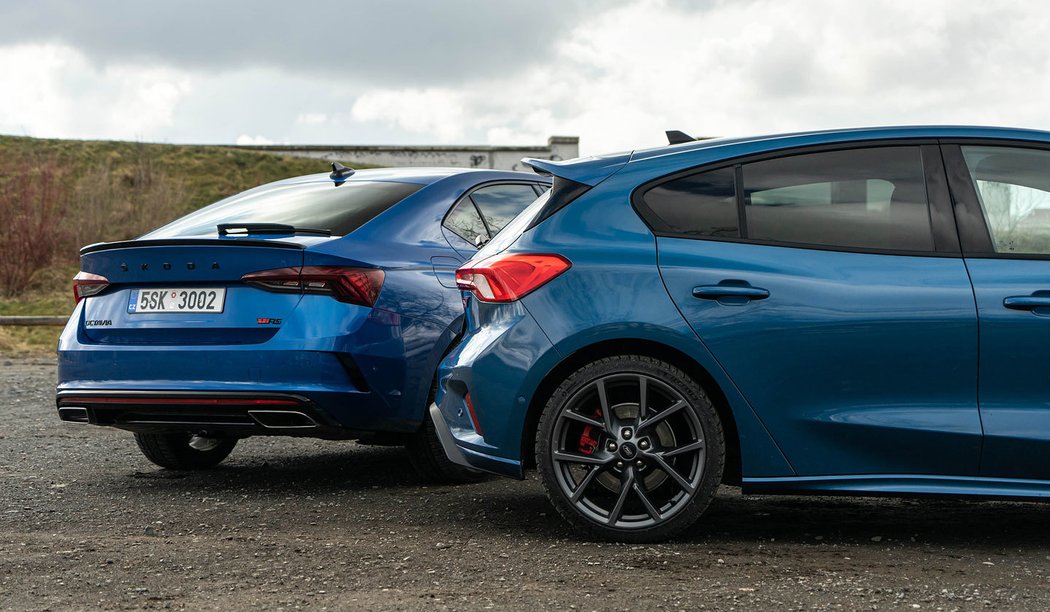 Ford Focus ST Plus 2.3 EcoBoost/206 kW vs. Škoda Octavia RS 2.0 TSI/180 kW