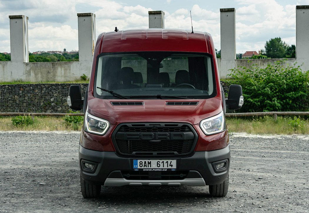 Ford Transit Trail