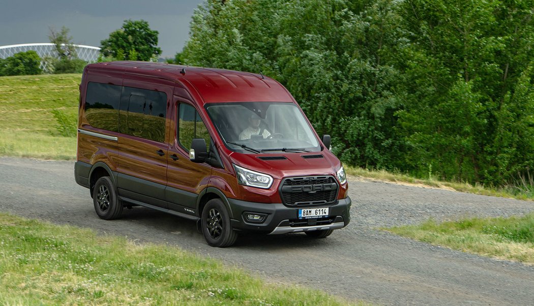 Ford Transit Trail