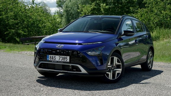 TEST Hyundai Bayon 1.0 T-GDI MHEV 7DCT – Kdo jsi a co jsi udělal s ix20?!