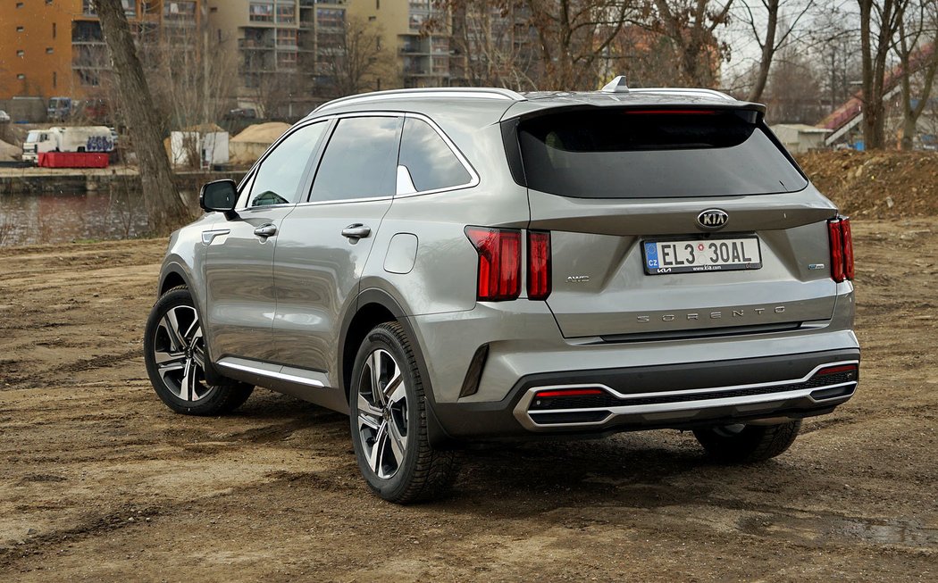 Kia Sorento 1.6 T-GDi PHEV 4x4 6AT Top