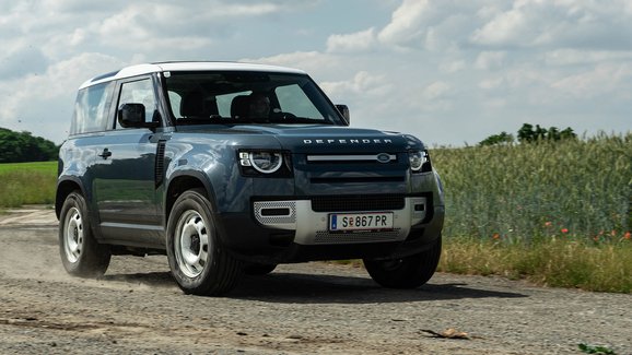 TEST Land Rover Defender 90 S D200 – Ten nejlepší do rachoty?