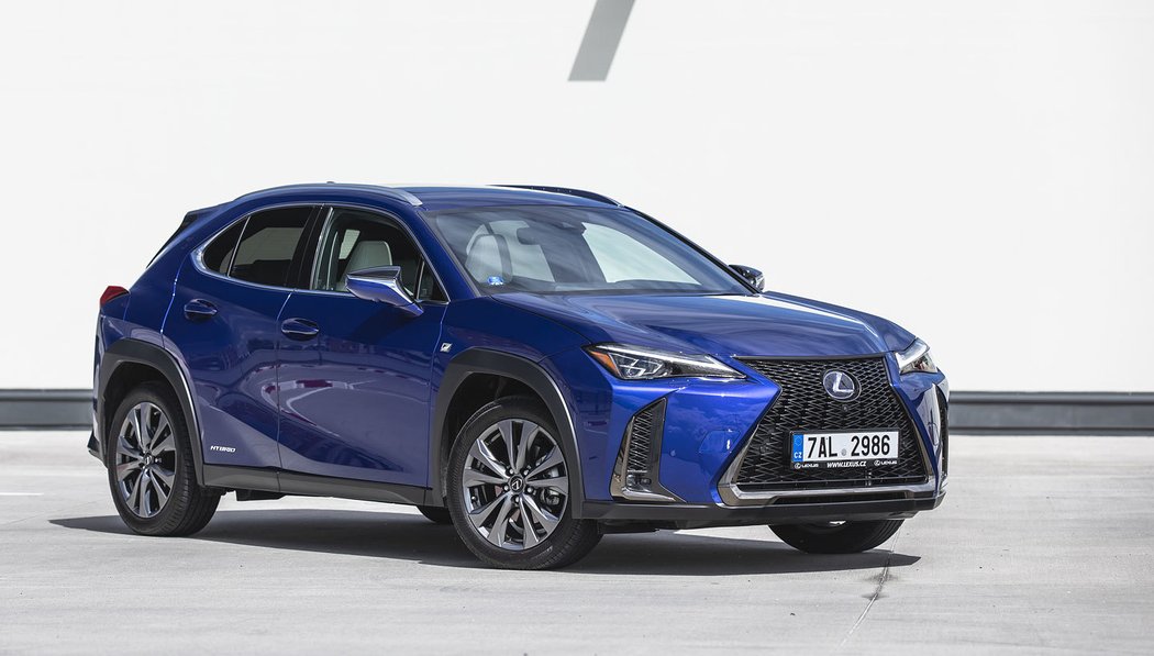 Lexus UX 250h