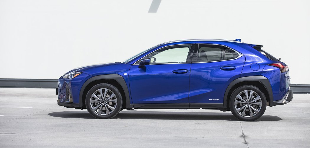 Lexus UX 250h